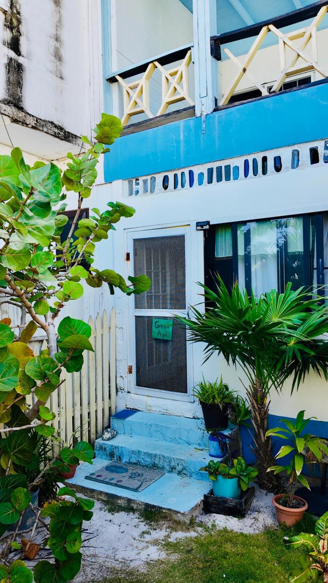 The Novelo Hotel Caye Caulker Buitenkant foto